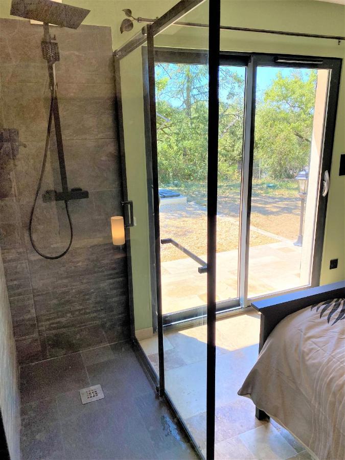 Appartement De Charme Avec Jaccusi Vezenobres Ngoại thất bức ảnh